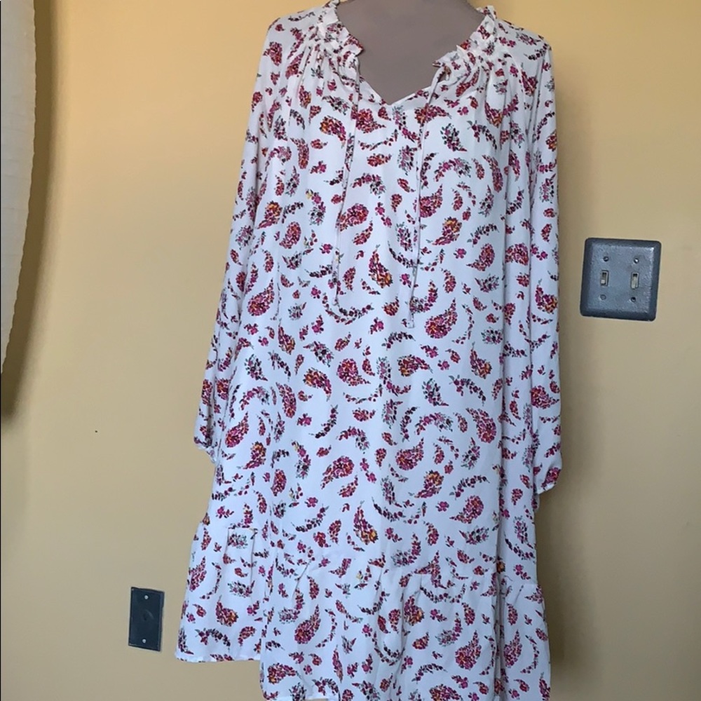 Floral flowy dress